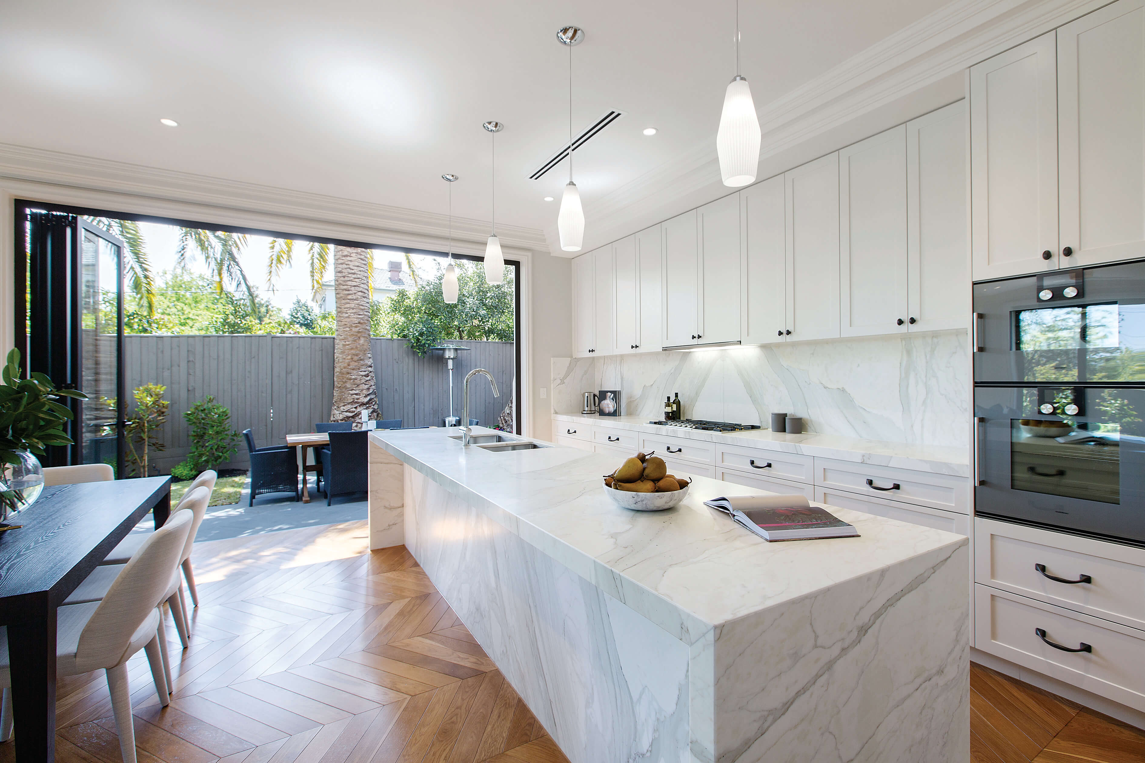 305_Calacatta-Oro-Marble